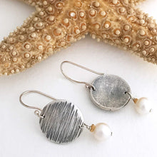 Load image into Gallery viewer, handcrafted linear texture sterling silver disc earrings freshwater pearl rear view
