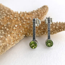 Load image into Gallery viewer, peridot sterling silver earrings tube set hammer texture